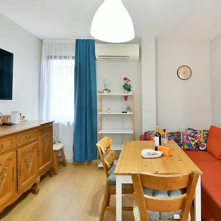 Cozy Charm Varna